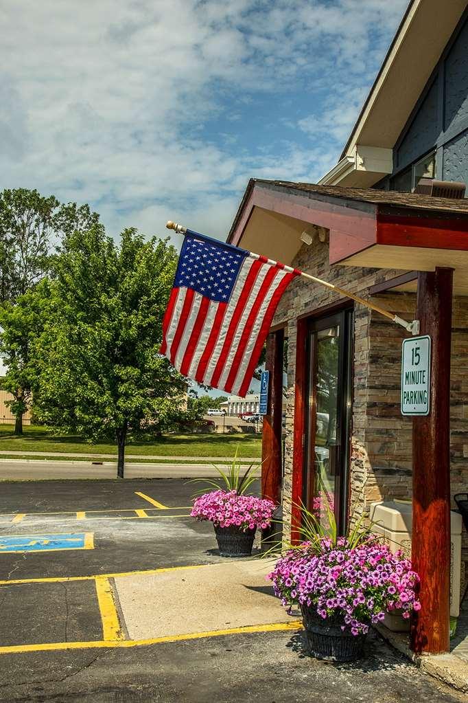 Americas Best Value Inn & Suites Detroit Lakes Eksteriør bilde