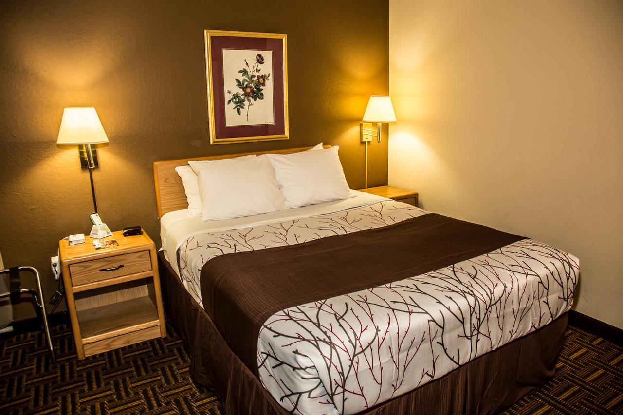 Americas Best Value Inn & Suites Detroit Lakes Eksteriør bilde