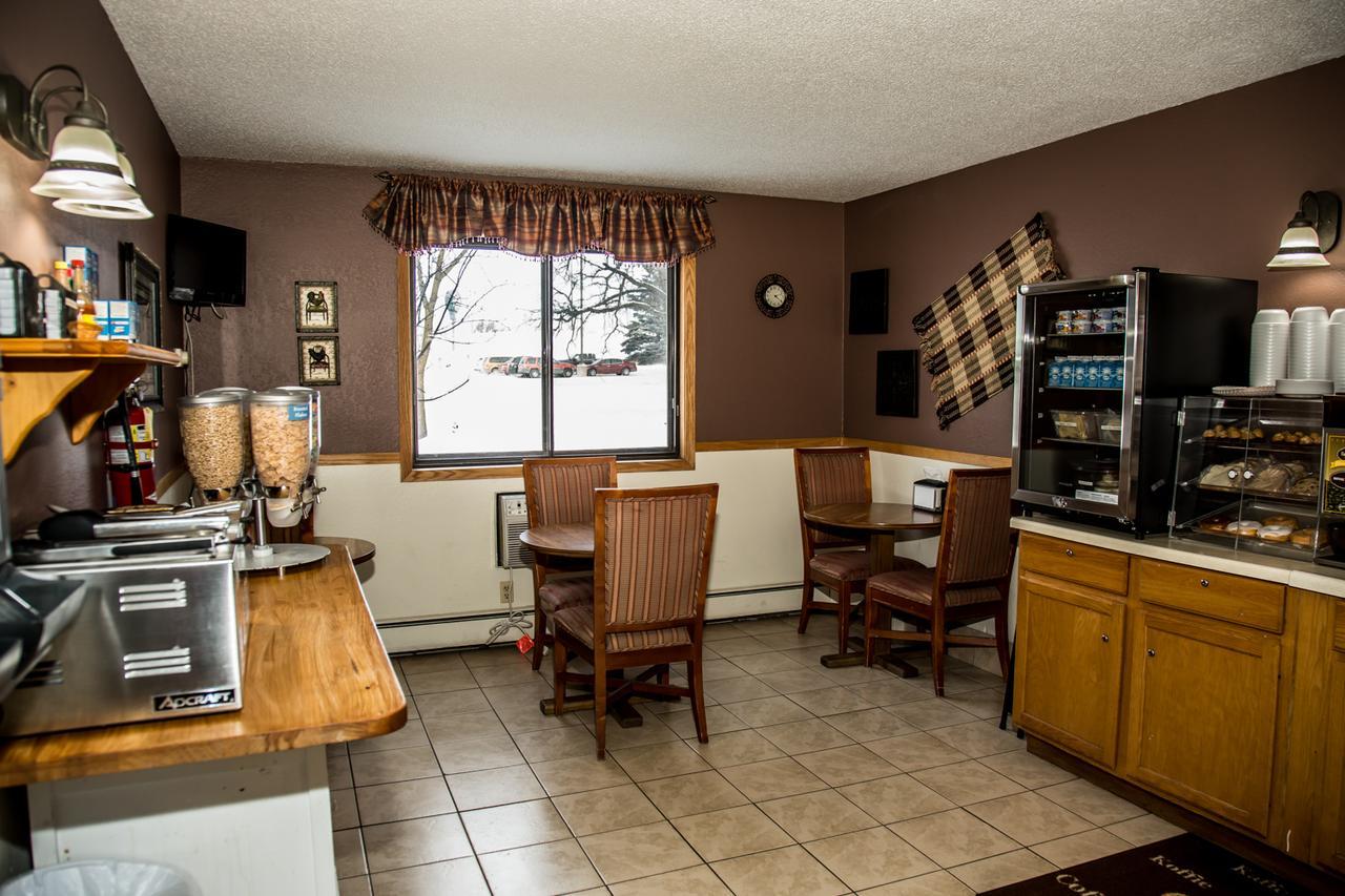 Americas Best Value Inn & Suites Detroit Lakes Eksteriør bilde